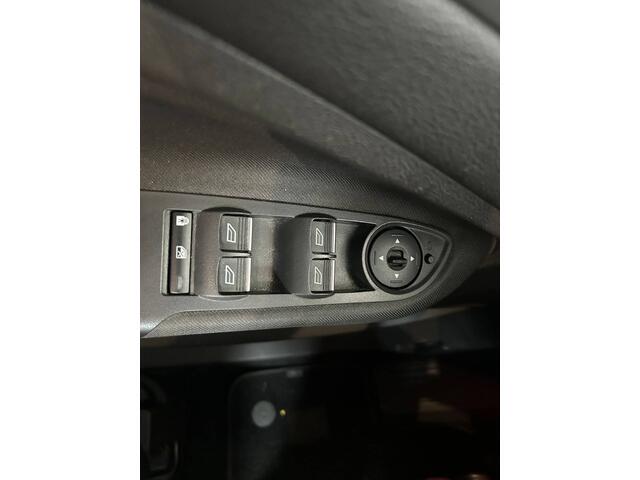 Ford C-MAX 1.0 Titanium. Elek Pakket. Clima!