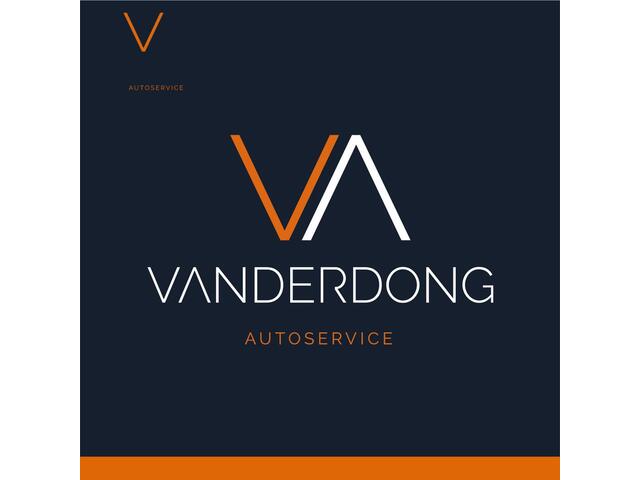 Ford C-MAX 1.0 Titanium | Glazen dak | Trekhaak | Veel opties