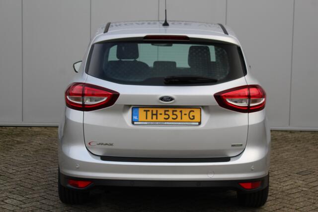 Ford C-MAX 1.0-125pk Titanium. Nette en goed onderhouden hoogzitter ! Volautm. airco dual, panoramadak, parkeersensoren, metallic lak, telefoonvoorb., navigatie, LM wielen,