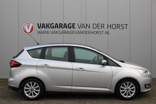 Ford C-MAX 1.0-125pk Titanium. Nette en goed onderhouden hoogzitter ! Volautm. airco dual, panoramadak, parkeersensoren, metallic lak, telefoonvoorb., navigatie, LM wielen,
