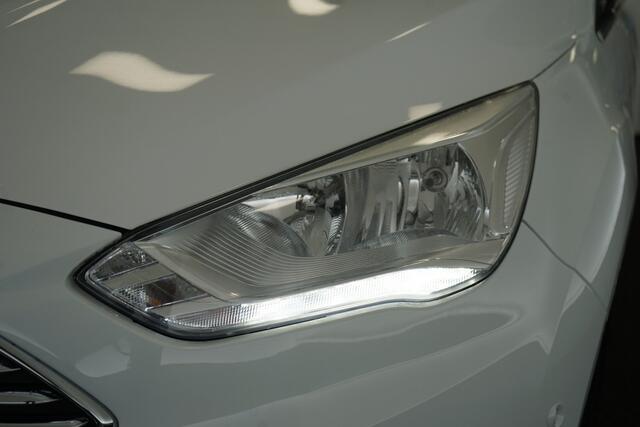 Ford C-MAX 1.0 Titanium