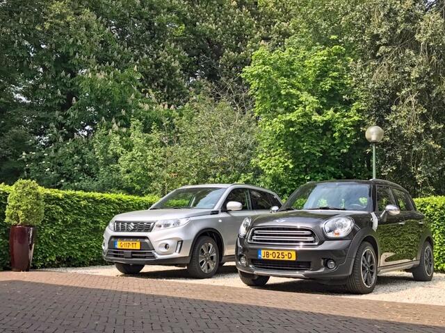 Ford ECOSPORT 1.0 125pk Titanium Navi, Leder, Camera, Trekhaak, 17" LMV