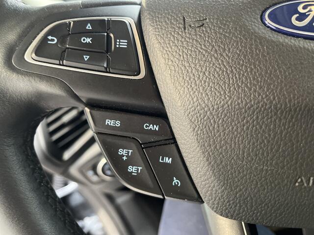 Ford ECOSPORT EcoBoost 125PK Titanium Winter Pack I Camera I Hoge zit I Dode hoek I 46.000km!!