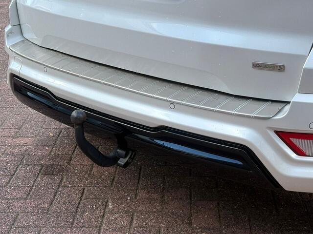 Ford ECOSPORT 1.0 EcoBoost ST-Line Black automaat 125 pk navigatie camera climate ctr half leder/alcantara afn trekhaak lmv 18 inch dealer onderhouden