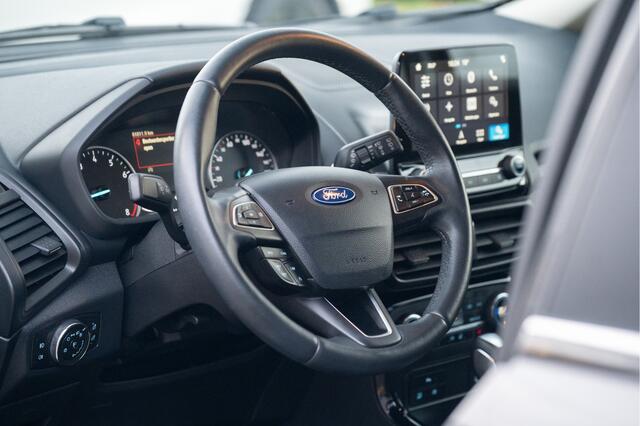 Ford ECOSPORT 1.0 Titanium Automaat | Navi | Apple CarPlay | Afn. Trekhaak | B&O | Stoel- Stuurverw. | PDC V+A
