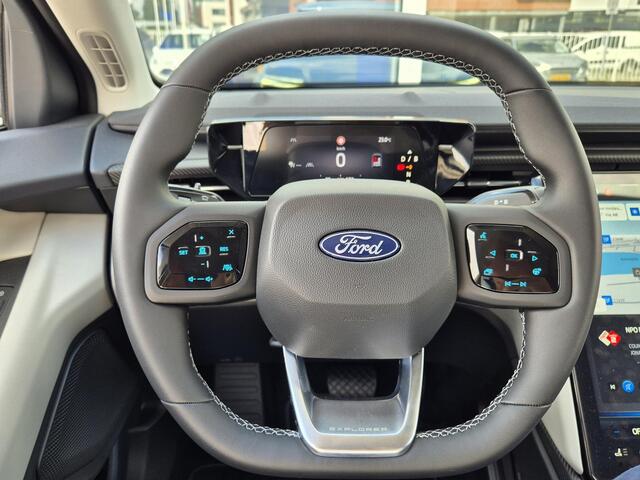 Ford EXPLORER Premium Extended Range RWD 77 kWh | Massage stoelen | Stoelverwarming | Achteruitrijcamera | Elektrische achterklep | 20 inch velgen