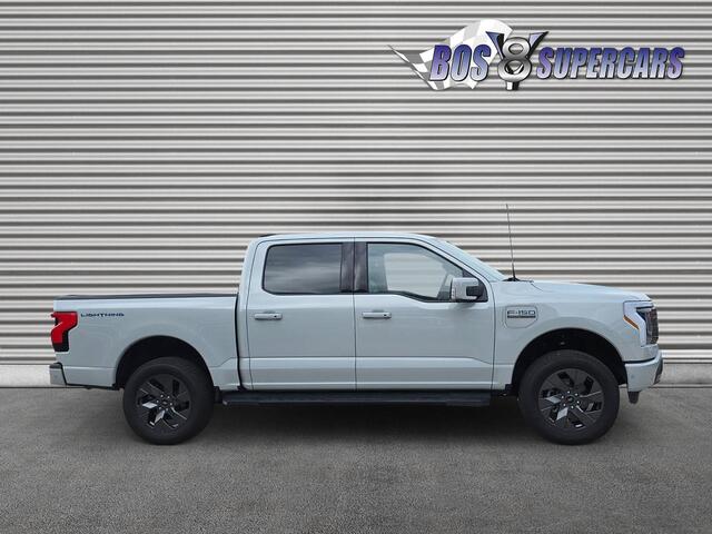Ford F-150 LIGHTNING LARIAT ER