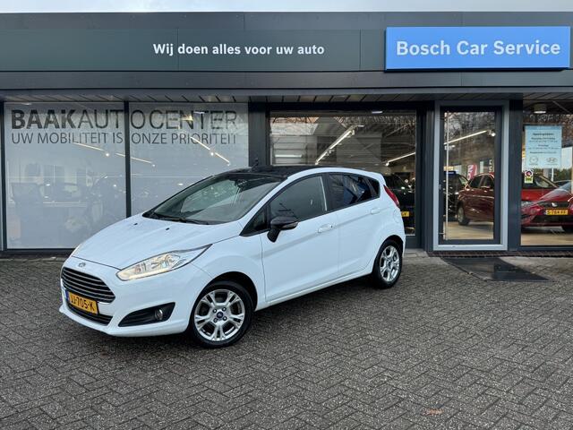 Ford FIESTA 1.0 White Edition