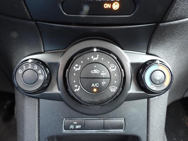 Ford FIESTA 1.0 Style Essential NAVI/AIRCO/BLUETOOTH!