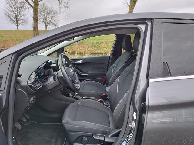Ford FIESTA 1.0 EcoBoost ** 125 pk ** Titanium ** NAVI ** B & O Sound ** Camera ** Parkeerpakket **