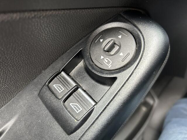 Ford FIESTA 1.0 Style Ultimate 5 deurs navigatie airco/ecc