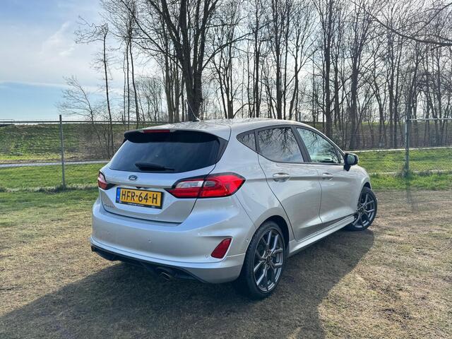 Ford FIESTA 1.0 EB 100PK ST-Line | ADAP. CRUISE | WINTERPACK | CAMERA | CARPLAY NAVI |