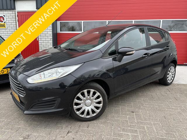 Ford FIESTA 1.0 Style TREKHAAK / NAVI / AIRCO / BLUETOOTH / CRUISE / NL-AUTO