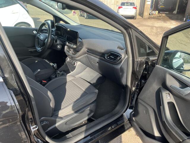 Ford FIESTA 1.0 EcoBoost Hybrid Titanium CLIMA PDC CARPLAY NAVI