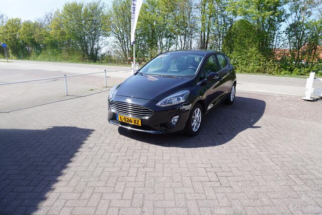 Ford FIESTA 1.0 EcoBoost Hybrid Titanium CLIMA CARPLAY NAVI PDC CRUISE