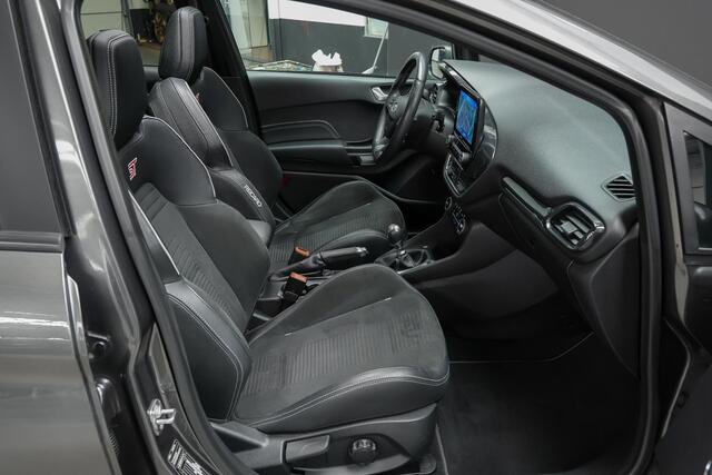 Ford FIESTA ST-3 1.5 200pk |dealer onderhouden|panoramadak|B&O|Apple Carplay|LED-koplampen|lane assist|cruise control|winterpack|18"|