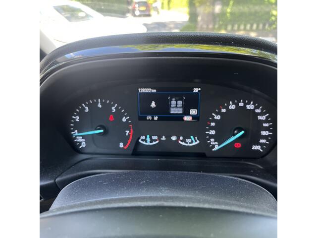 Ford FIESTA 1.0 EcoBoost Hybrid Titanium Complete BTW auto met oa. navigatie en line assist en cruise controle