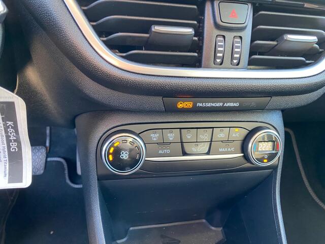 Ford FIESTA TITANIUM