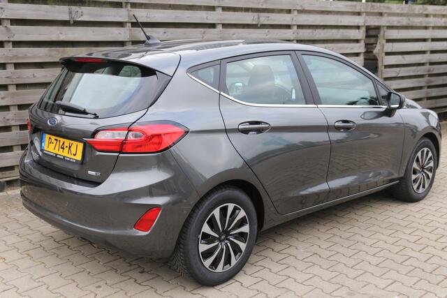 Ford FIESTA 1.0 EcoBoost Hybrid Titanium Climate / Cruise / Navi / apple carplay