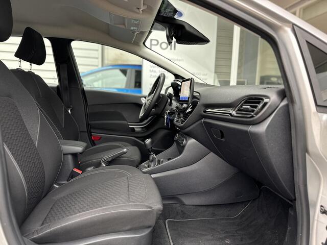 Ford FIESTA 125pk EcoBoost Hybrid Titanium Navi Adap Cruise Climat Parkeersensoren Privacy Glass 5drs