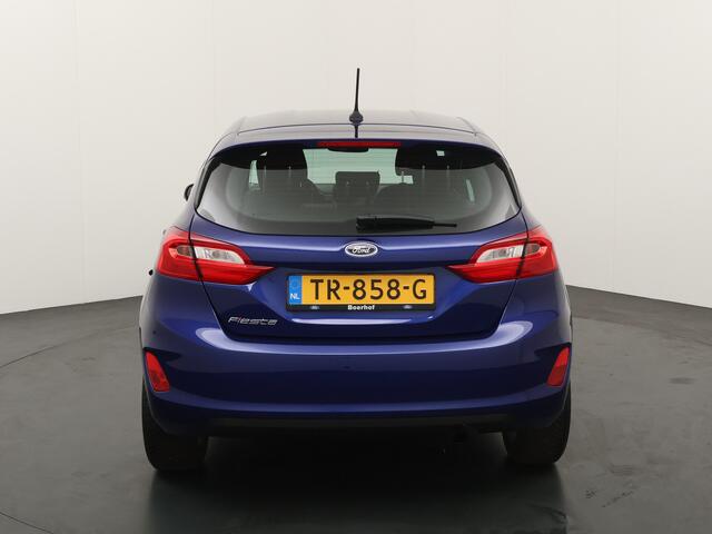 Ford FIESTA 1.1 85 pk Trend | Navi | Airco | Cruise | 4 seiz. banden | Apple Carplay