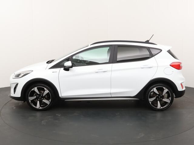 Ford FIESTA EcoBoost Active | Camera | All season | Navigatie | Voorruitverwarming |