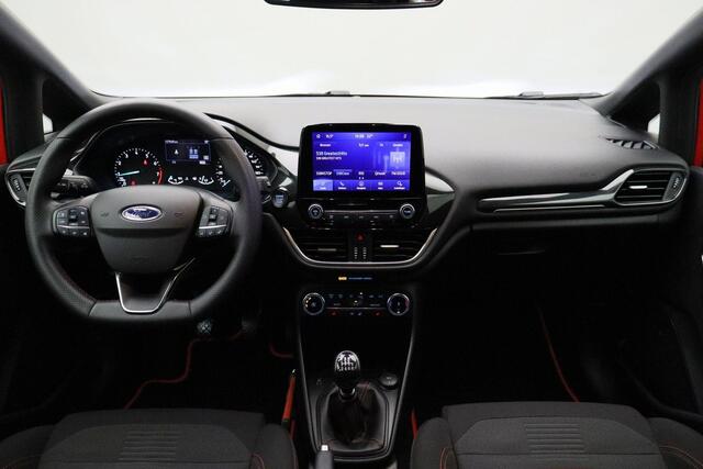 Ford FIESTA 1.0 EcoBoost Hybrid ST-Line X 2023 | CarPlay | 1e Eigenaar | Airco | Navigatie | Cruise Control | Achteruitrij Carmera | Parkeersensoren | Stoelverwarming | Stuurverwarming | Boekjes | Nationale Autopas