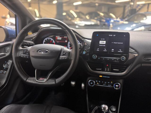Ford FIESTA ST 200pk 1.5 EcoBoost Apple Carplay Privacy glass Verlagingsset 5drs Dealeronderhouden