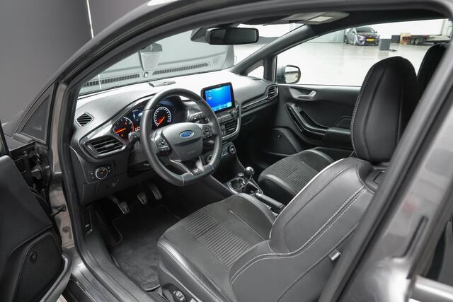 Ford FIESTA ST-3 Performance pack |sper differentieel|launch control|B&O|Apple Carplay|blind spot|parkeercamera|DAB|LED|winterpack|18" lichtmetalen velgen|