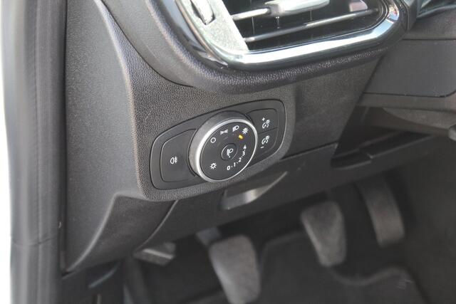 Ford FIESTA 1.1 Trend//Airco//5drs//Cruise!!