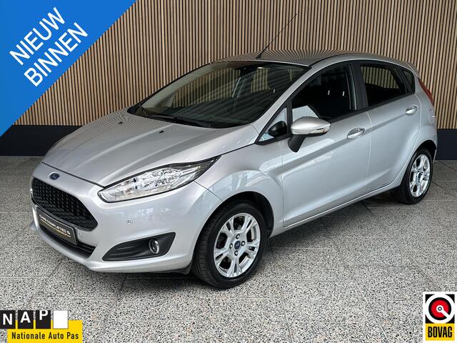 Ford FIESTA 1.0 Style Ultimate Navigatie | Cruise controle | Parkeer sensoren