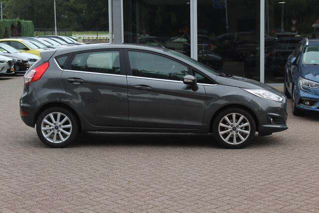 Ford FIESTA 1.0 EcoBoost Titanium Navigatie / Parkeerhulp achter / Bluetooth / 15'' / Cruise Control