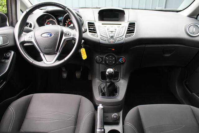 Ford FIESTA 1.5 TDCi Style Ultimate Lease Edition - NAVIGATIE - PDC