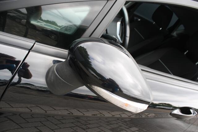 Ford FIESTA 1.5 TDCi Style Ultimate Lease Edition - NAVIGATIE - PDC