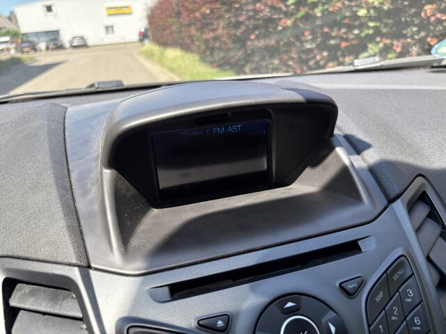 Ford FIESTA 1.0 Style / 5-DEURS / AIRCO / NAVI / 158dkm! NAP!