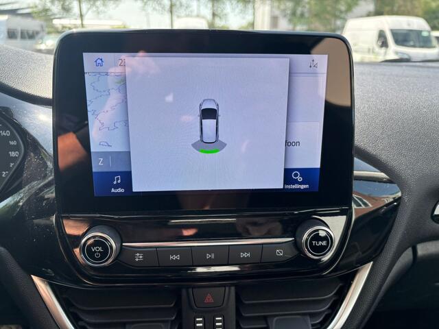 Ford FIESTA EcoBoost Hybrid 125 pk Titanium | Parkeersensoren | All-season banden | Apple carplay |