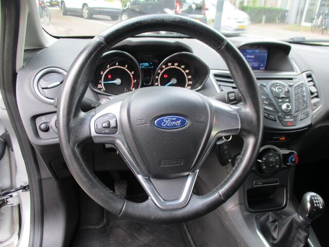 Ford FIESTA 1.0 Style / AIRCO / NAVI / i.z.g.st / 147dkm
