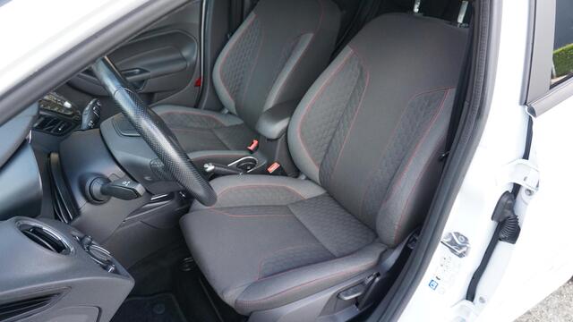 Ford FIESTA 1.0 EcoBoost 101pk ST Line 5Drs Navi Clima 17inch LM Grote Spoiler Bluetooth *NL auto* 107063km!