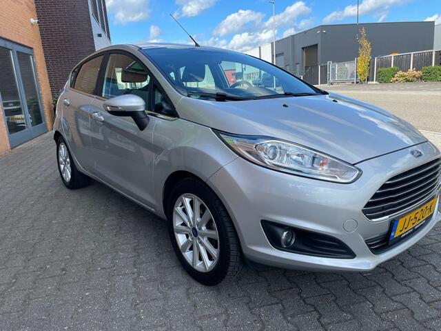 Ford FIESTA 1.0 EcoBoost Titanium Weinig km, als nieuw!