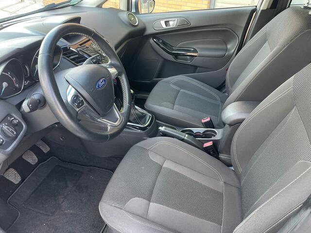 Ford FIESTA 1.0 EcoBoost Titanium Weinig km, als nieuw!