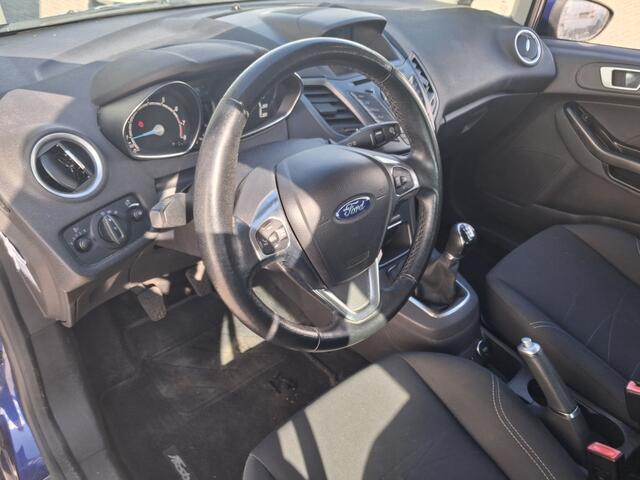 Ford FIESTA 1.0 Style | Nieuw Binnen! | Trekhaak | Airco | Cruise