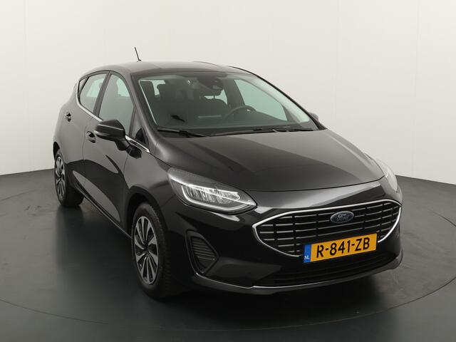 Ford FIESTA EcoBoost 125PK Hybrid Titanium | Climate | Parkeersensoren | Cruise I Navi I LED