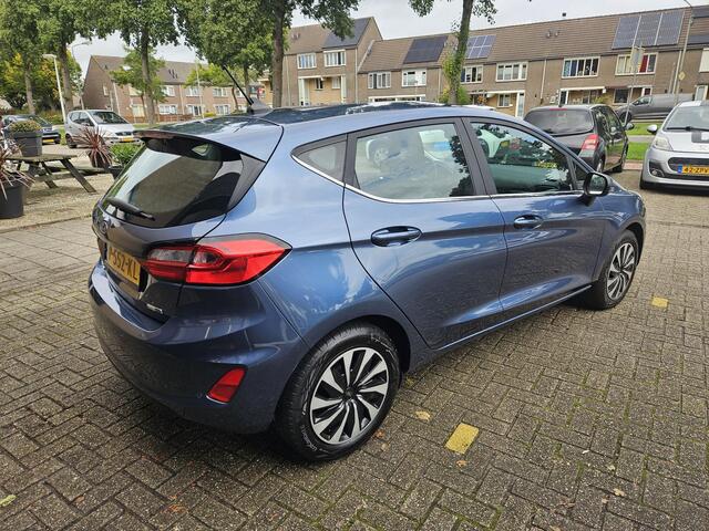 Ford FIESTA 1.0 EcoBoost Hybrid Titanium / Airco clima/ Cruise / Navigatie/ Apple carplay/ PDC/ LED/ LMV