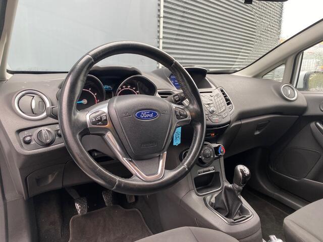 Ford FIESTA BWJ 2017 | 1.0 81PK Style Ultimate | AIRCO | PDC 2X | CRUISE | NAVI | LICHTMETAAL |