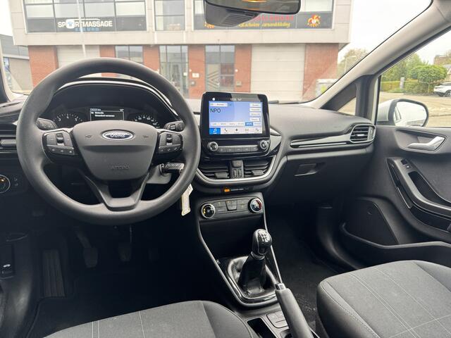 Ford FIESTA 1.1 Trend ? Carplay ? AC ? Trekhaak ? Rijklaar ?
