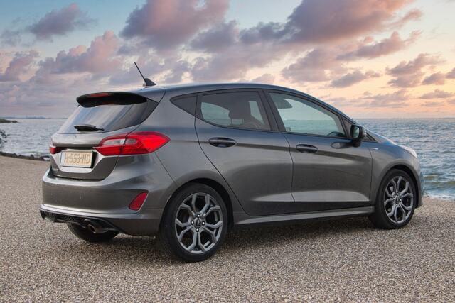 Ford FIESTA 1.0 EcoBoost ST-Line stoelverwarming, apple CarPlay