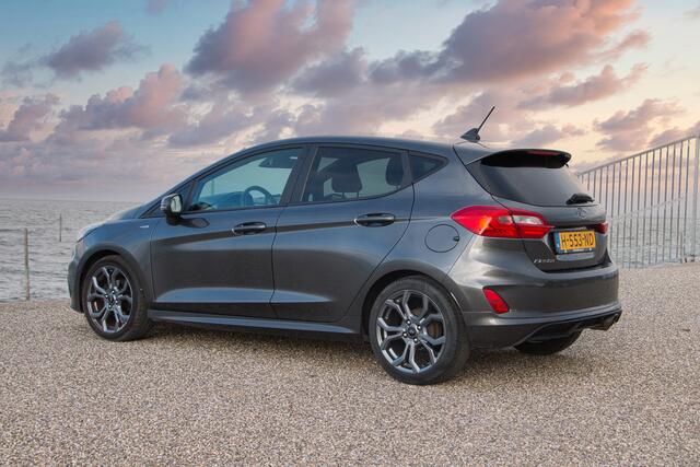 Ford FIESTA 1.0 EcoBoost ST-Line stoelverwarming, apple CarPlay