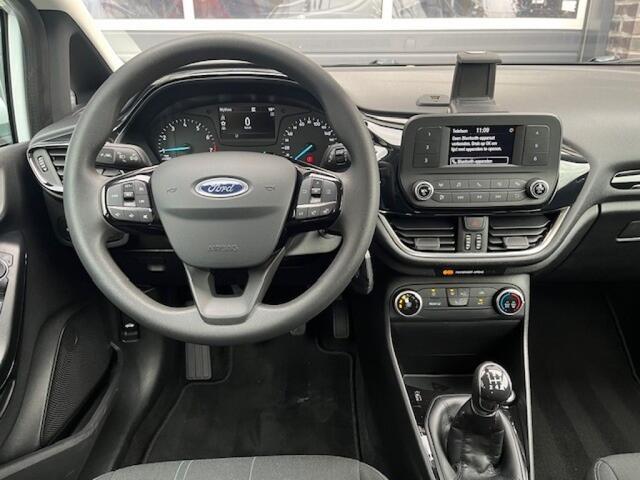 Ford FIESTA 1.1 TREND 5DRS AIRCO - CRUISE - PDC ORG. NL