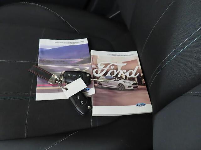 Ford FIESTA 1.1 85pk Trend Navi Cruise Voorruitverwarming Apple Carplay All Seasons Dealeronderhouden