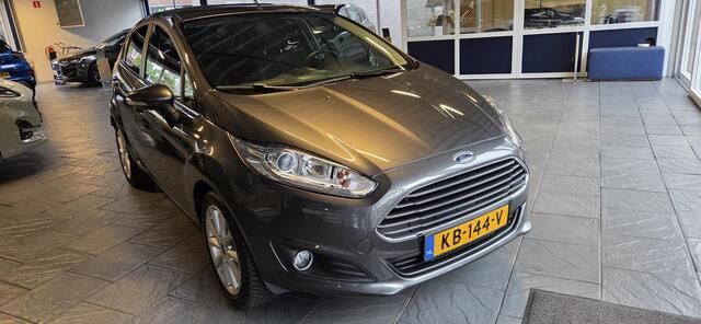 Ford FIESTA 1.0 EcoB Titanium 100 Pk 5 drs Perfecte autohistorie aanwezig!!!!